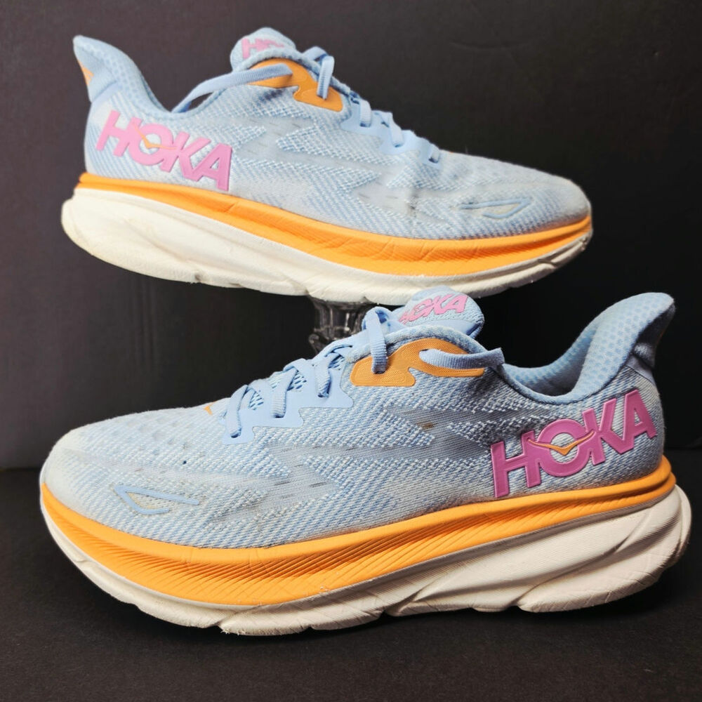 Hoka Women 11 Comfy footwear